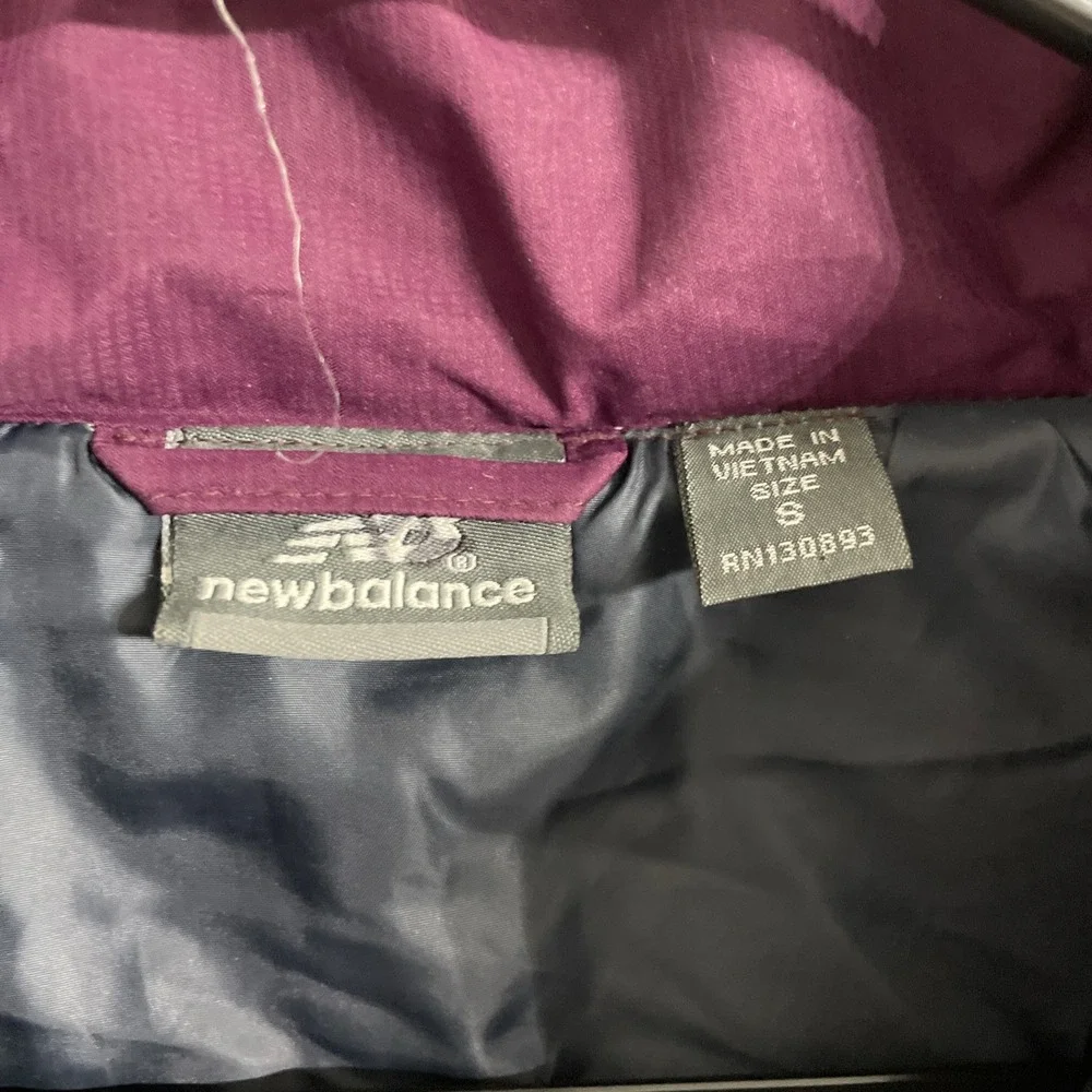 NB Women's Sporty Hooded‎ Plum Best Size Small